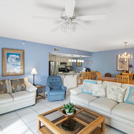 Fifty Gulfside Condominiums Clearwater Beach Exterior photo